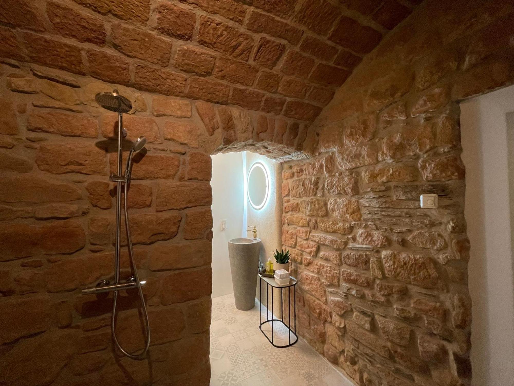 Luxurioese Ferienwohnung Mit Wellness Oase Saarburg Exterior photo