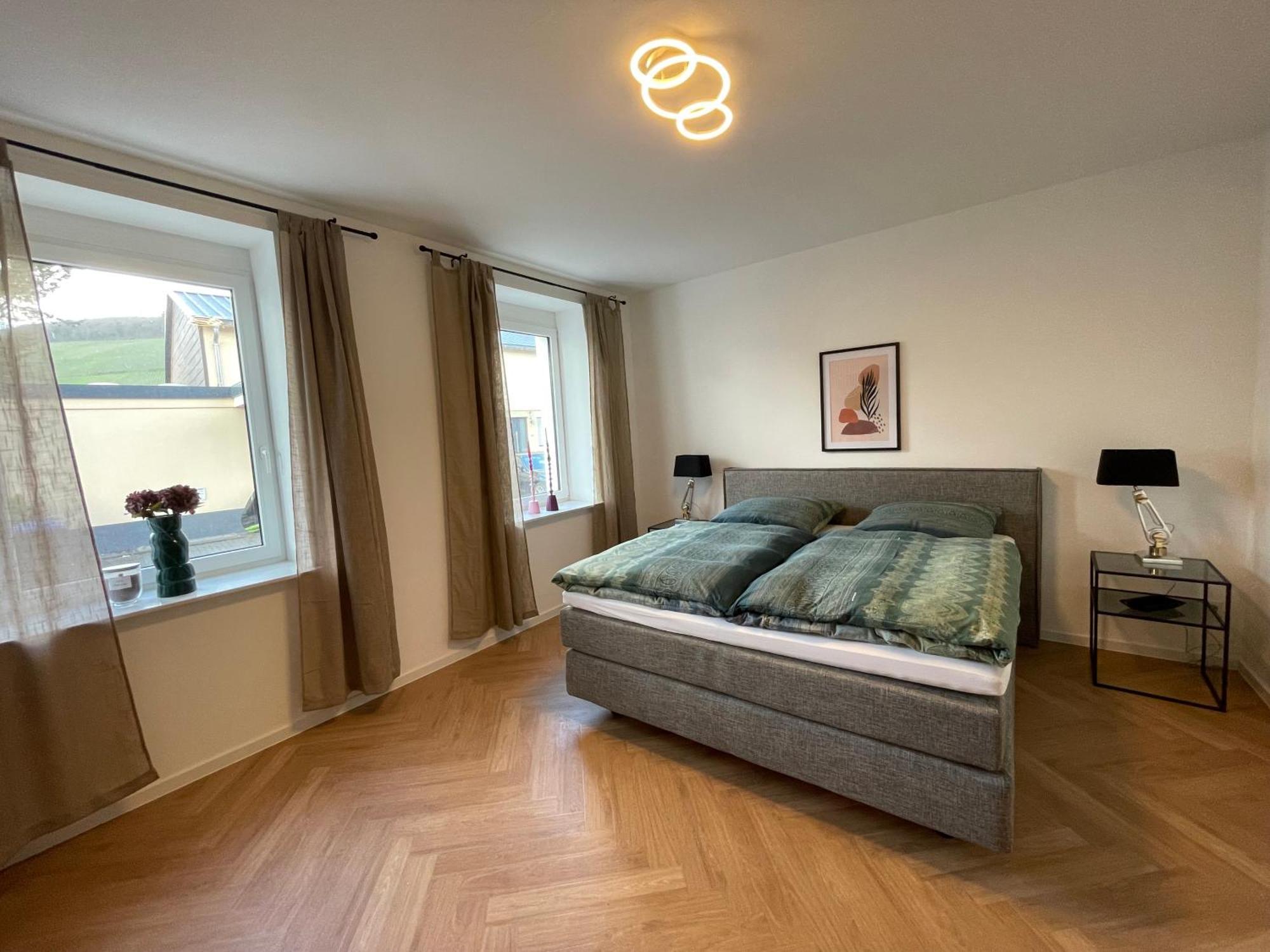 Luxurioese Ferienwohnung Mit Wellness Oase Saarburg Exterior photo