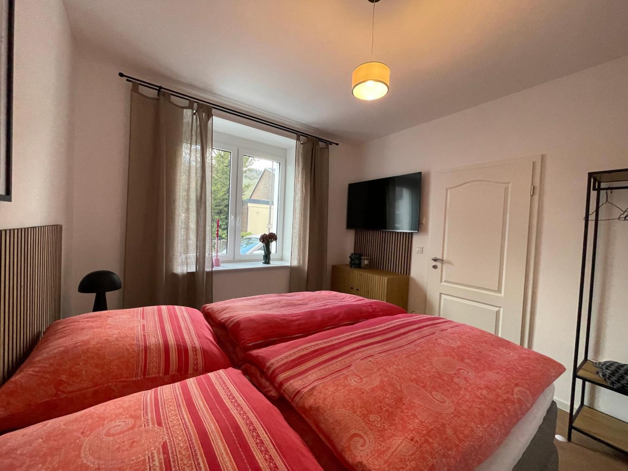 Luxurioese Ferienwohnung Mit Wellness Oase Saarburg Exterior photo